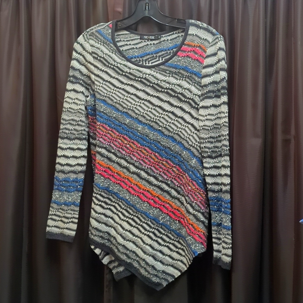 Nic + Zoe top